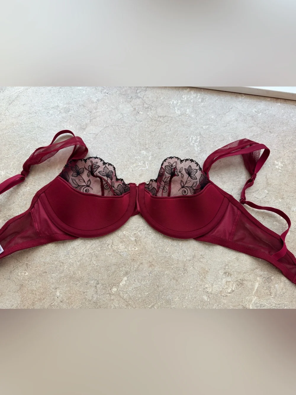 Adore Me Red and Black Sofia Contour Bra, Size Small 32DD